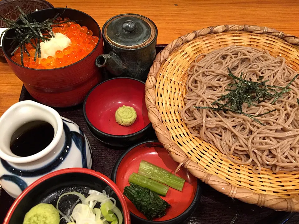 イクラご飯定食|愛ペガさん