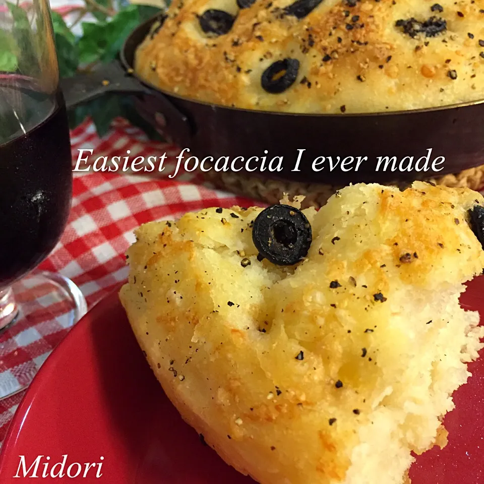 Snapdishの料理写真:イタリアマンマ直伝！混ぜるだけフォカッチャ♪ レシピ・作り方 by Ricotta｜楽天レシピ|みどりさん