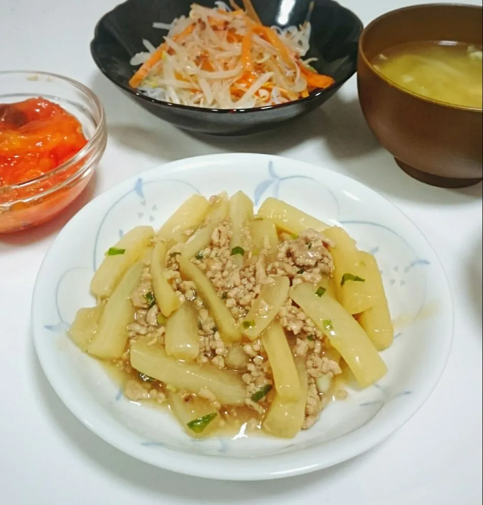 大根のオイスターソース煮・もやしと春雨のサラダ・卵スープ|chocoさん