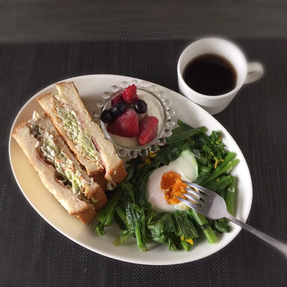 今日の朝ごはん|ぺんぎんさん