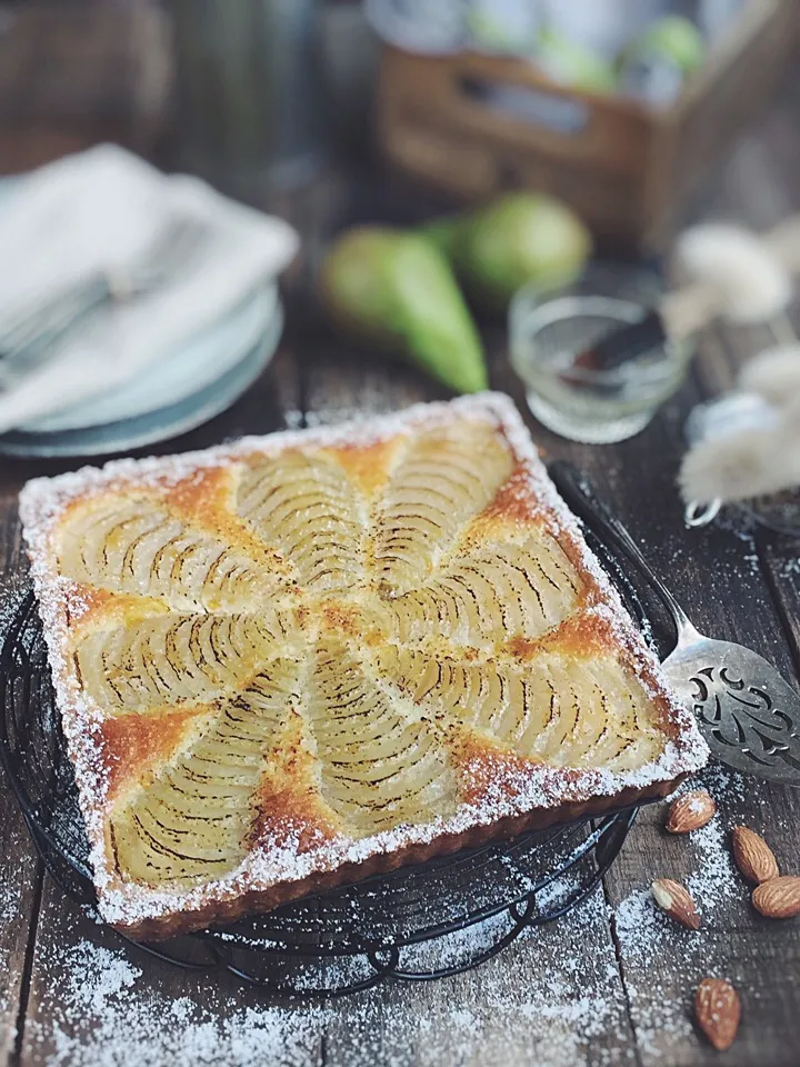 Snapdishの料理写真:Pear tart|rick chanさん