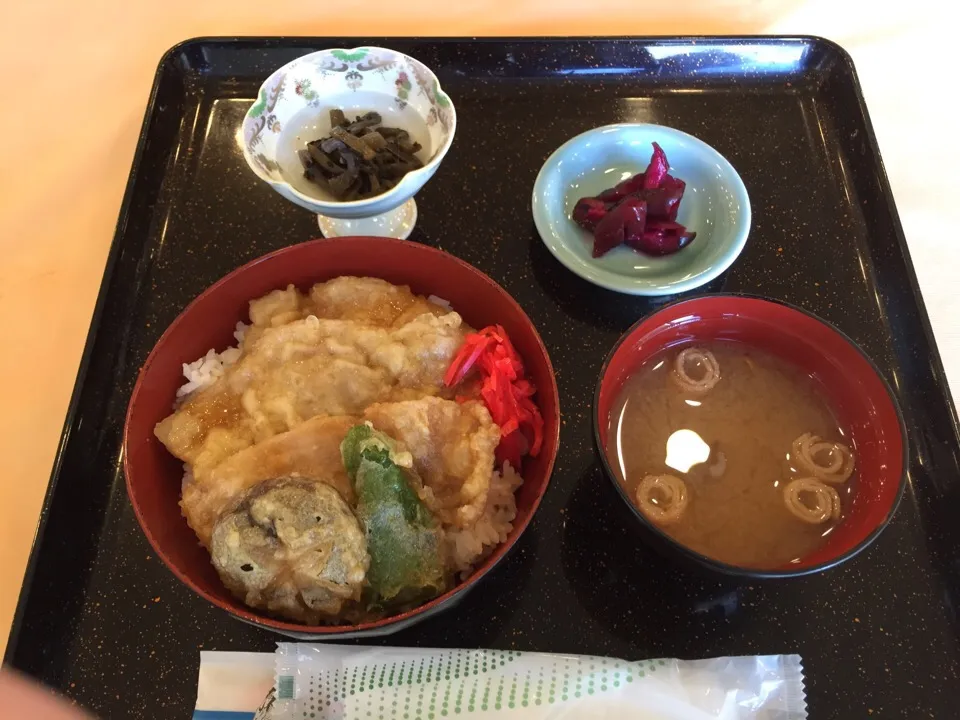 福来豚のがっつり天丼|三上 直樹さん