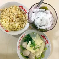 Snapdishの料理写真:Yamin baso jamur + es cincau 👍😊😘😍|enab hadianさん