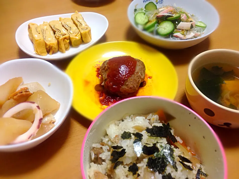 ♪和食♪混ぜ御飯と煮物と卵焼きとハンバーグ|Kasumiさん