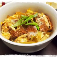 Snapdishの料理写真:ボリュームカツ丼|あおいさん