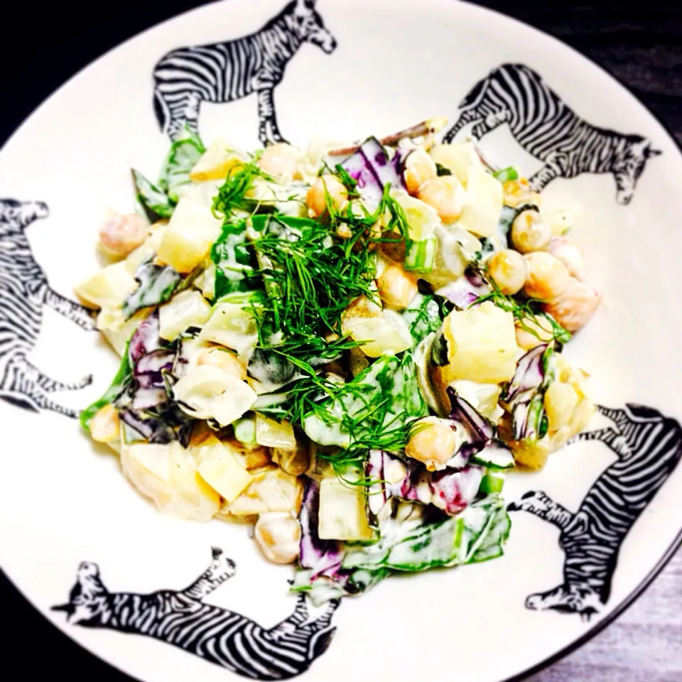 Potatoes, Spinach, Beans, Onions, Mayo marinated salad|Seagrapesさん