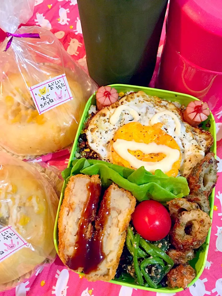 Snapdishの料理写真:旦那はん弁当❤️184
お弁当に♪あと一品に♪ちくわのチーズ炒め by nasubeam|みっつさん