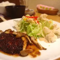 Snapdishの料理写真:ハンバーグ定食！|masao inoueさん