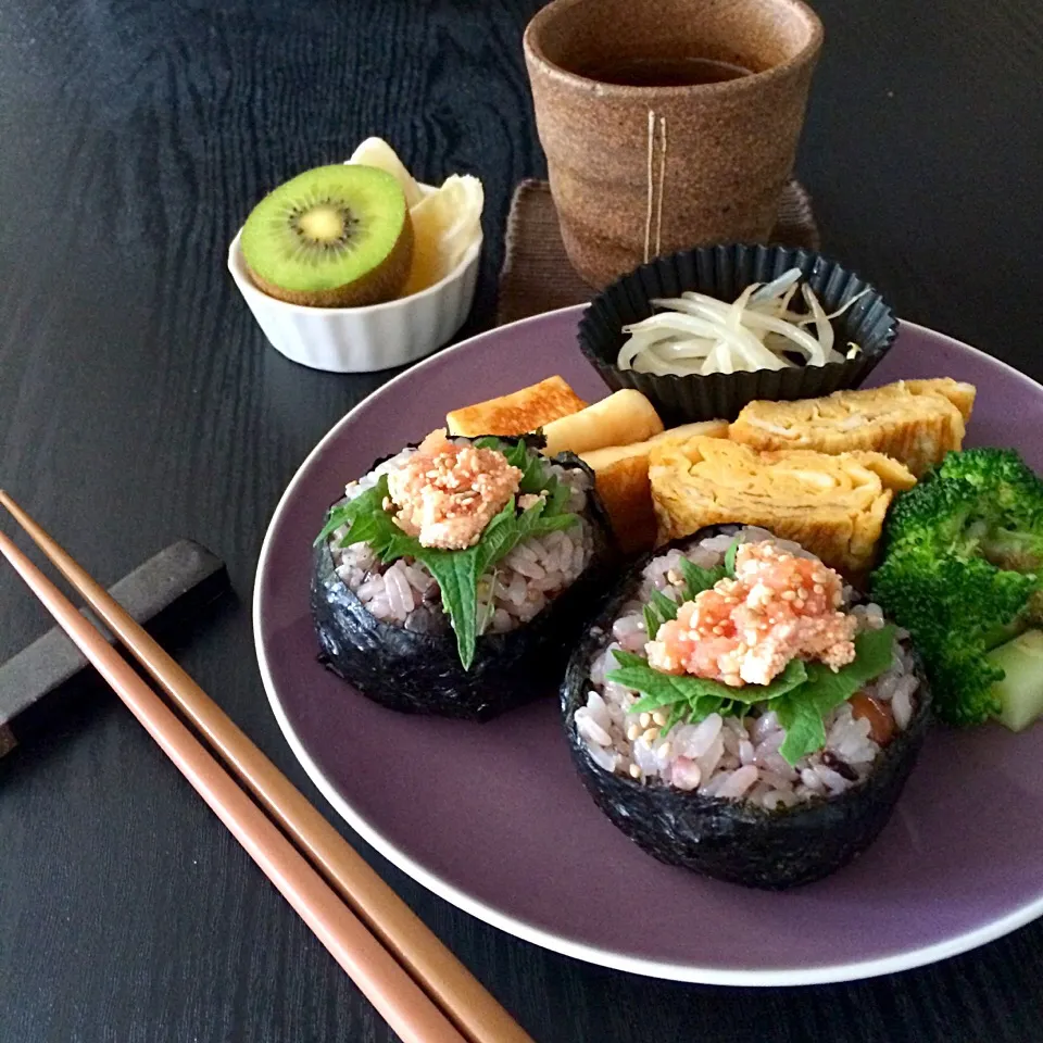 玄米おにぎりで朝ご飯|Naoさん