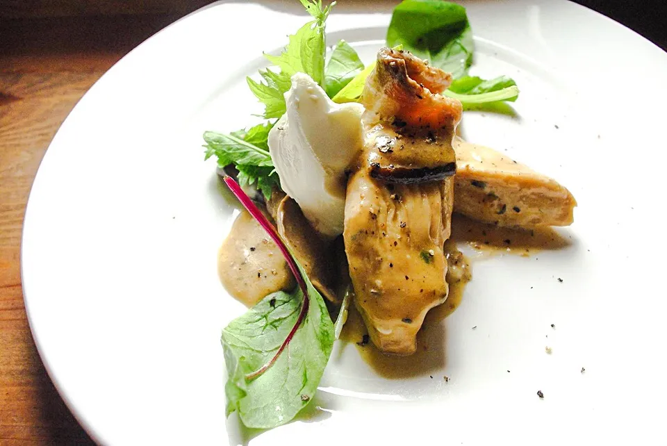 Chicken fricassée with Porcini mascarpone sauce Japanese pepper flavored-
 -チキンフリカッセ 
ポルチーニ茸とマスカルポーネの山椒ソース-|HM's Cookeryさん