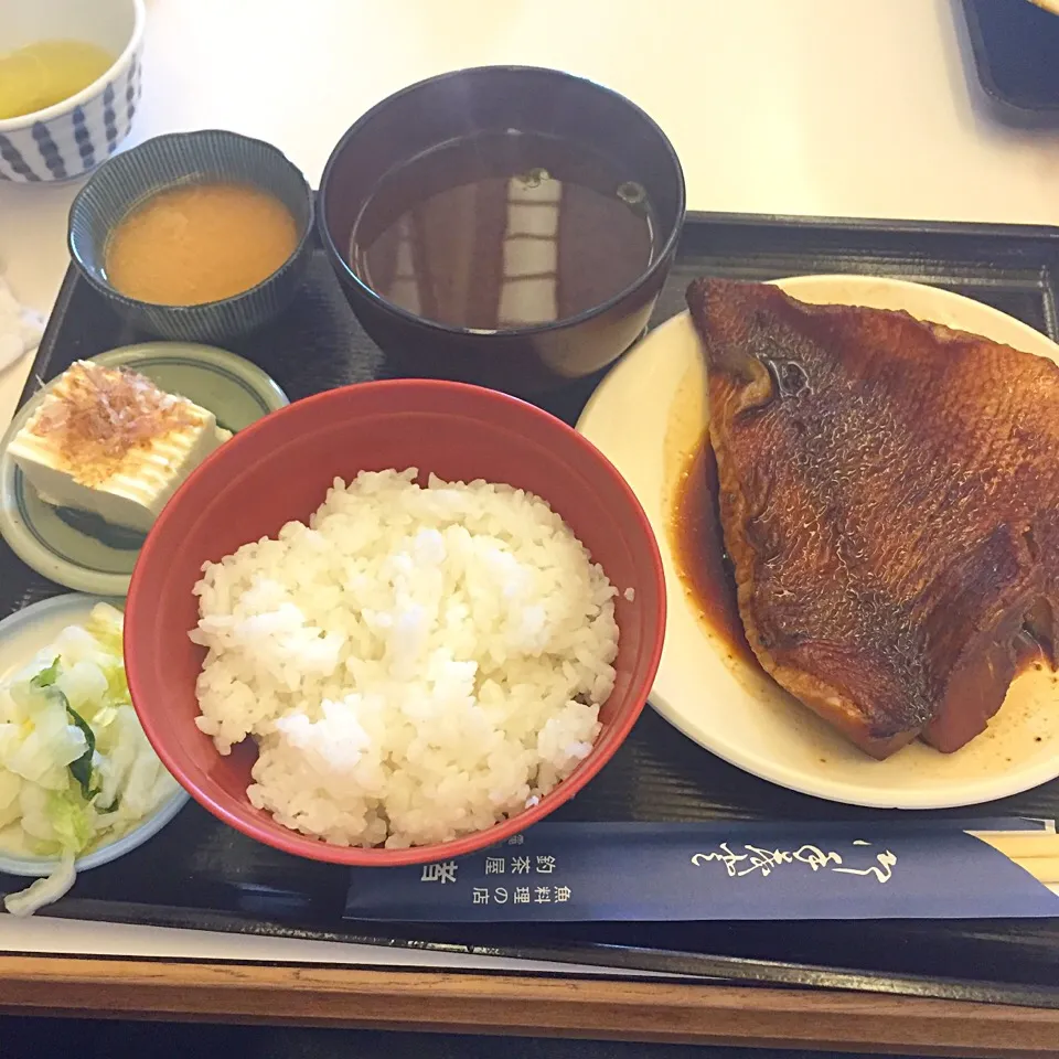 金目鯛の煮付け定食|ぱちねぇさん