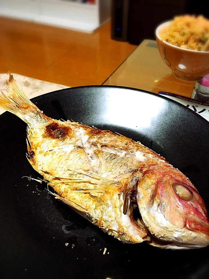 鯛の塩焼き🐟頭の向き反対(￣▽￣)|haaaaaatanさん