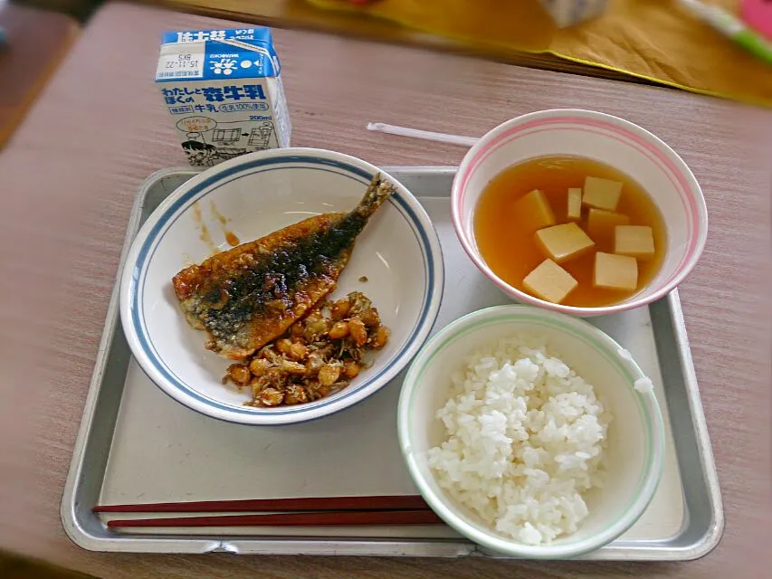 Snapdishの料理写真:小学校の給食(志木市)|Itaruさん