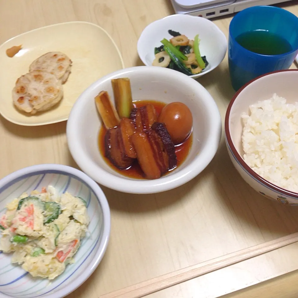 角煮、ポテトサラダ、はんぺんのレンコン挟み焼き、小松菜とちくわお浸し|ありささん