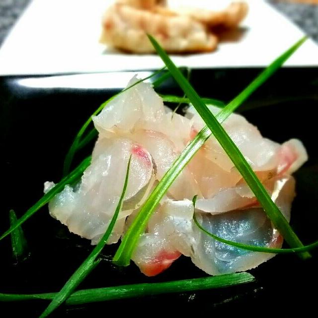 マゴチの お刺身 写真奥は骨周りを焼き 直樹 Snapdish スナップディッシュ Id Gynuha