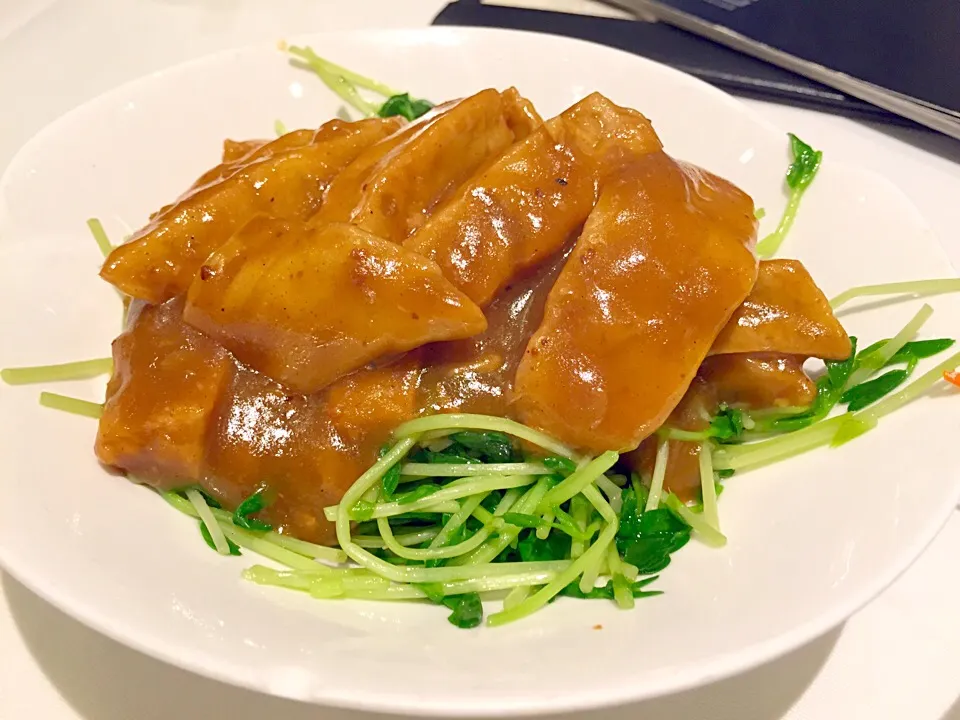 Snapdishの料理写真:Braised gluten with sa cha sauce|Sky Blueさん