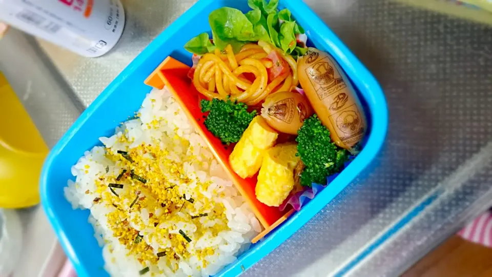 Snapdishの料理写真:我が子への簡単弁当|おーせーママさん