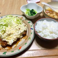 チキンステーキ 
青梗菜のおひたし
コンソメスープ|大石尚寿さん