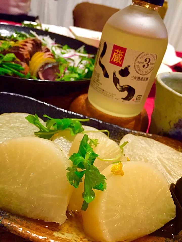 Snapdishの料理写真:大根の煮物 昆布ダシでいいお味♡ほんのちょっぴり柚子の香り(o˘◡˘o)|ちぃちゃんさん