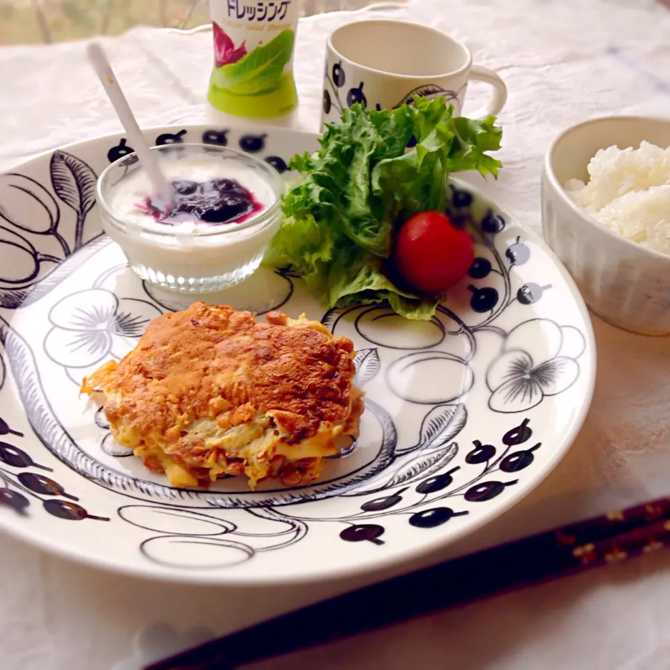 息子作 ♪
家庭科の宿題『バランスの摂れた朝食』
納豆オムレツ 他|papillonloveさん