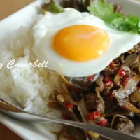 Snapdishの料理写真:Campbellさんの牛肉とごぼうのナンプラー炒め #レシピブログ #RecipeBlog