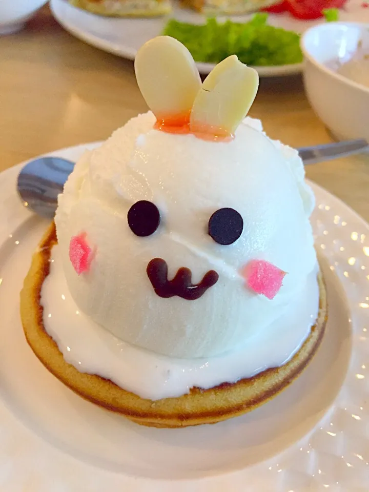 Snapdishの料理写真:Bunny Hot Cake แม่หยา อุดร|kunnikaさん