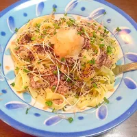 Snapdishの料理写真:ツナと梅の和風パスタ|tomoさん