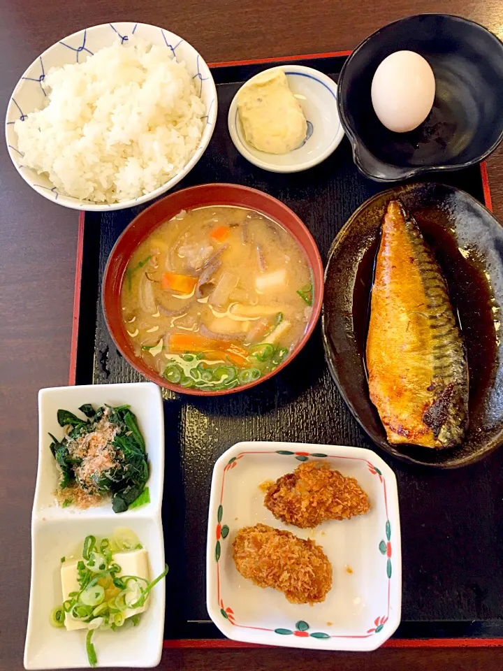 Snapdishの料理写真:今日も遅めのランチ「ザめしや」で|takamuraさん