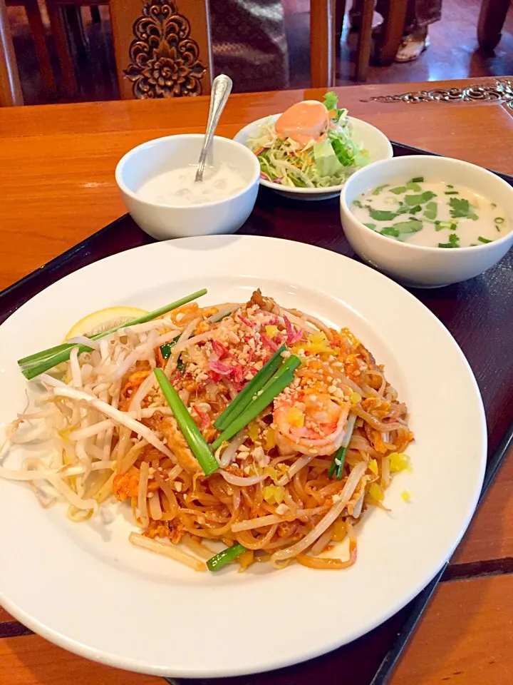 Pad Thai noodles|Kumigarさん