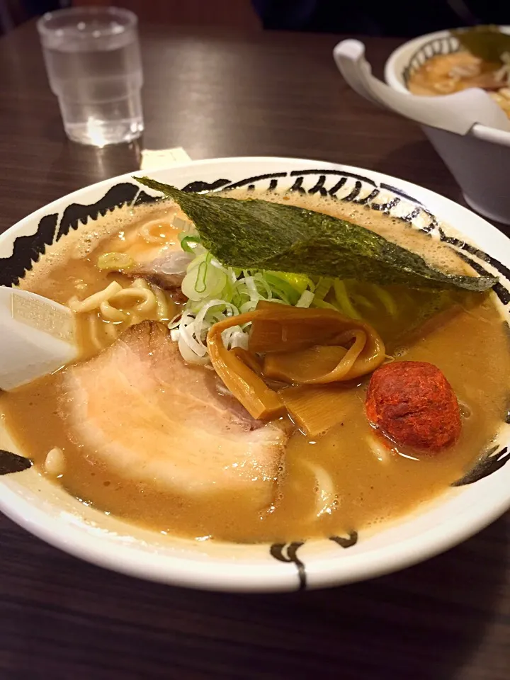 Snapdishの料理写真:豚鶏魚介ソバ 720円【麺屋らいぞう】|川村大作さん