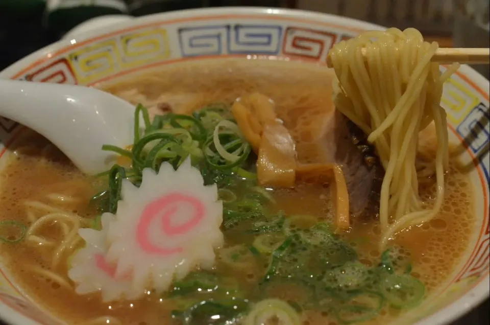 和歌山ラーメン(=ﾟωﾟ)ﾉ|マカロンさん