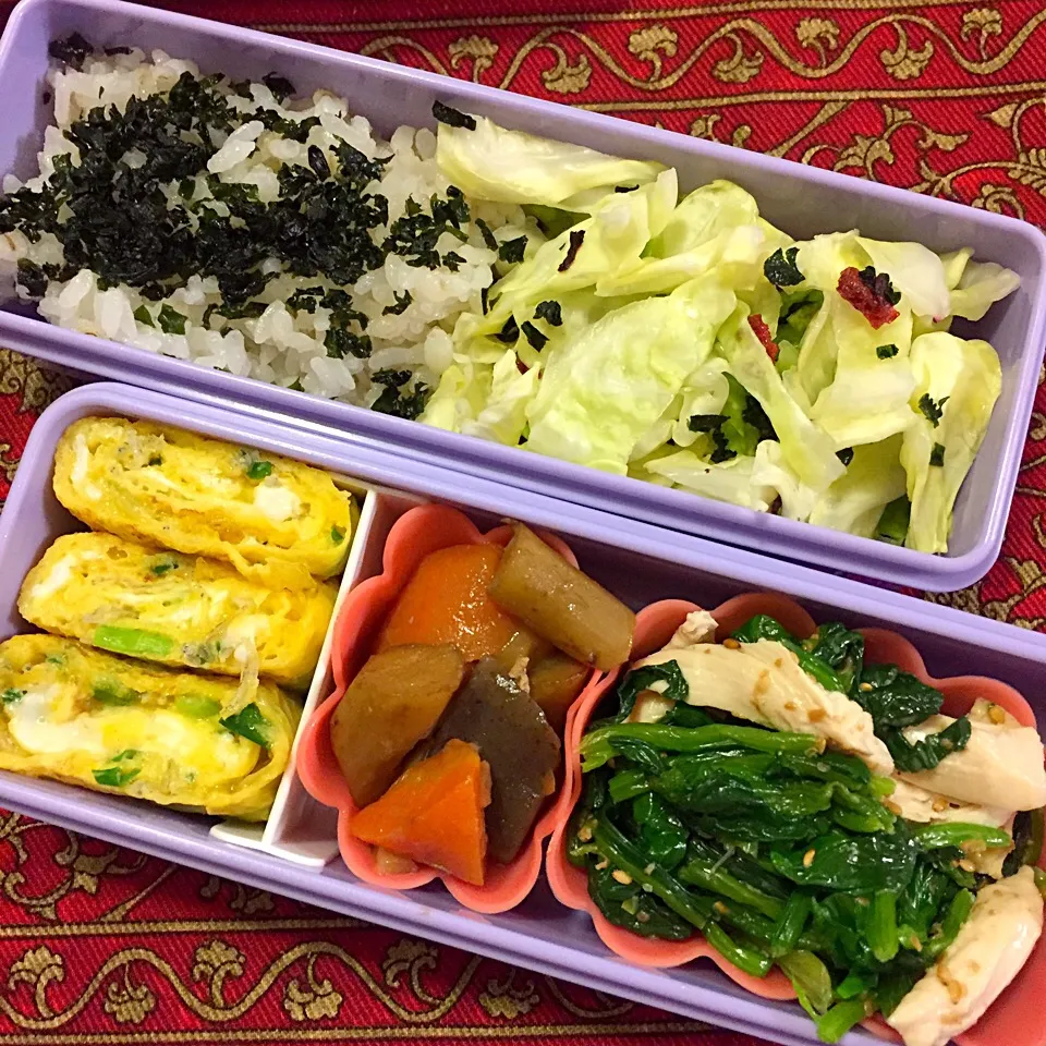 鶏ささみとほうれん草の胡麻和えと筑前煮弁当|もえさん