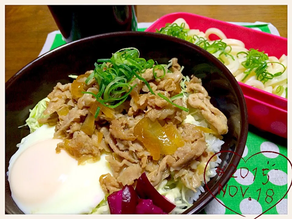 Snapdishの料理写真:甘辛豚丼🐽&かきたまうどん🍱( *¯ ³¯*)|BOSS.あーちゃんさん