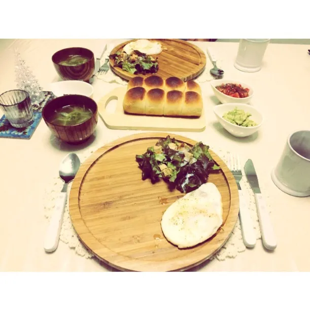 Snapdishの料理写真:ちぎりパンでディップモーニング|YuCafeさん