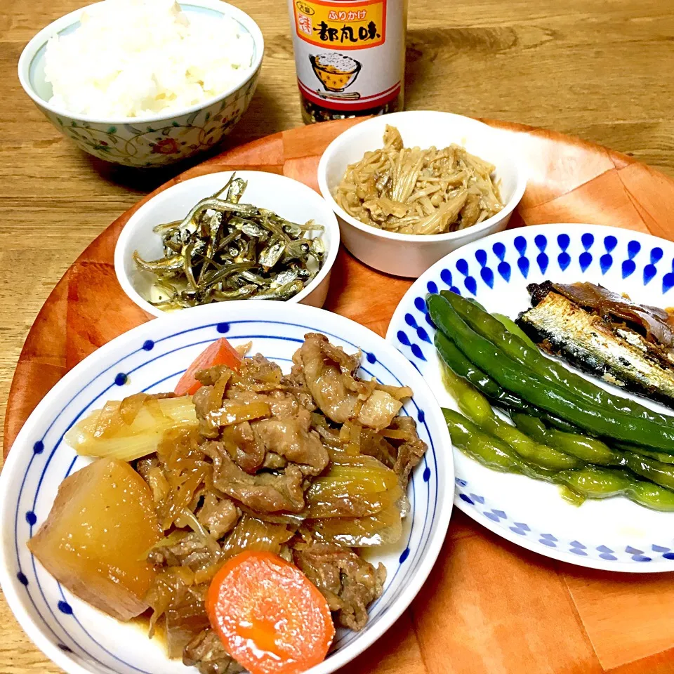 【晩ごはん】大根と豚肉の煮物  隠元の揚げ浸し  なめ茸煮  鰯の佃煮  煮干しの酢の物|エイコさん