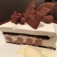 ケーキ、
白いクリスマスケーき|Mariko  Inagakiさん