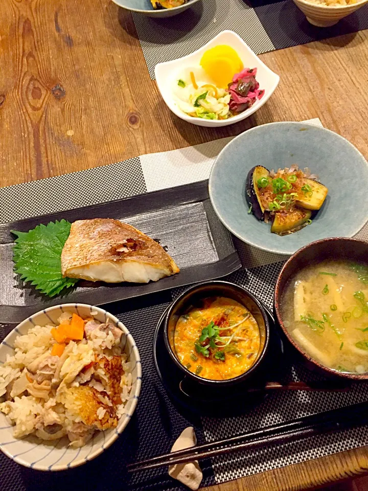 今日はヘルシー秋の和食メニュー🍚🍁🍄|まみりんごさん