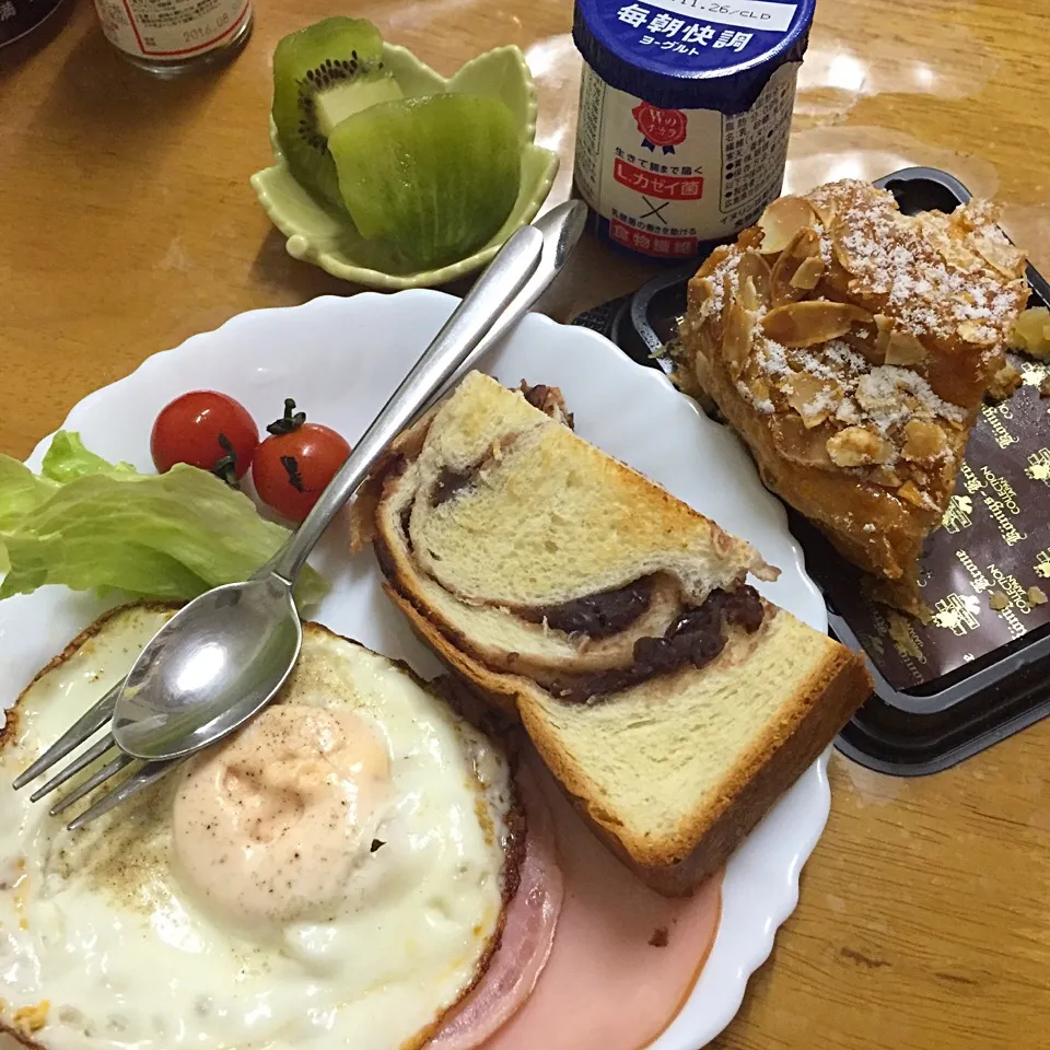 Snapdishの料理写真:朝食 151119|maixx ใหม่さん