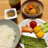 Snapdishの料理写真:肉じゃが、弁当のおかずの残り物|神龍さん