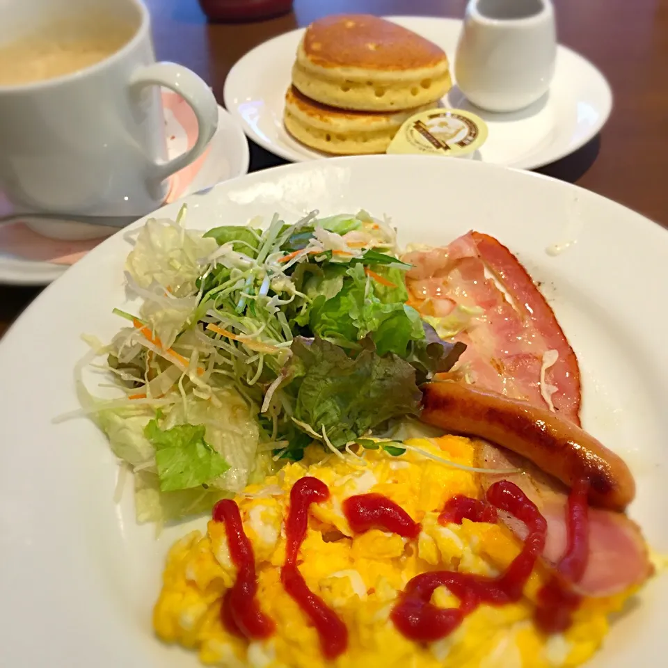 デニーズのモーニング ドリンクバーないの知らなかった〜〜💦|ももさん