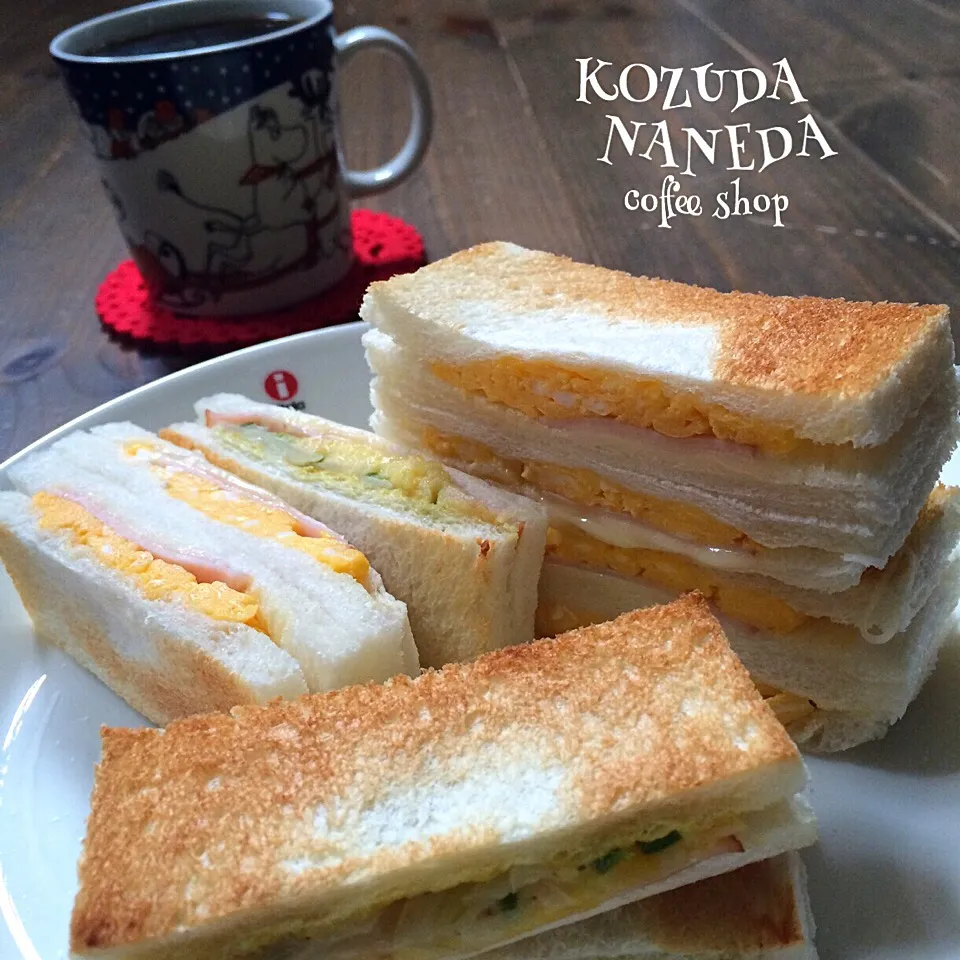 Snapdishの料理写真:ナメダ珈琲店本日のランチ・コーズ亭特製サンドウィッチィー☕️ʕ-̼͡-ʔ🍞珈琲おかわり自由|七海さん