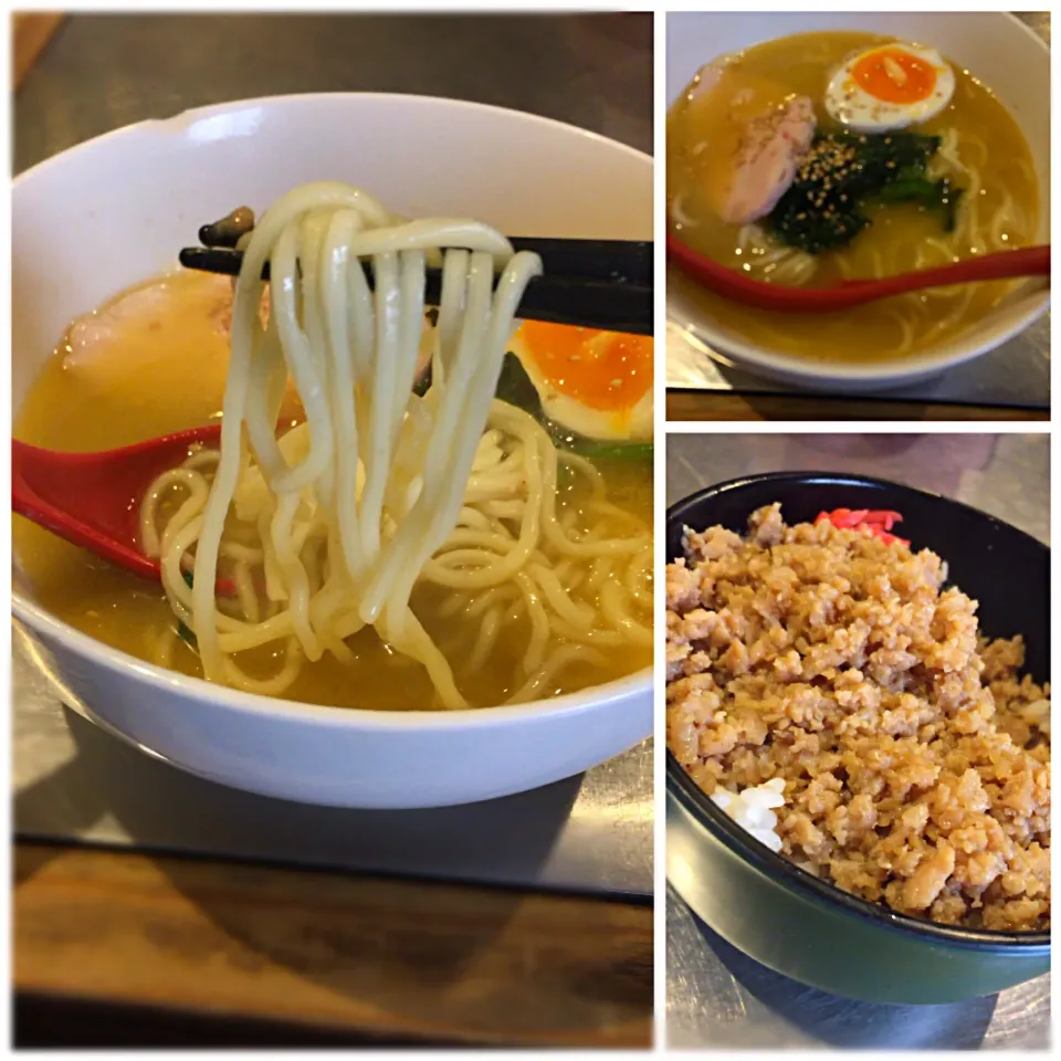 鶏塩ラーメンとそぼろ丼のハーフ&ハーフ@駿(新橋)|yoooochanさん