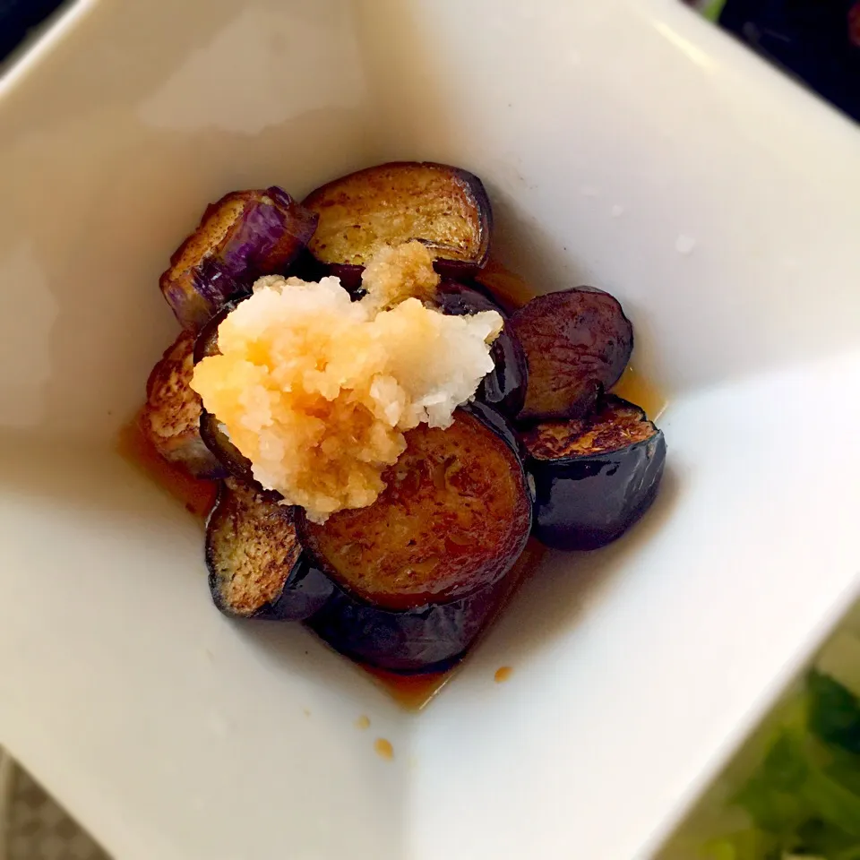 川上千尋さんの料理 揚げ出し茄子をおろしでさっぱり  だって暑かったんやもん🍻|にゃんこさん