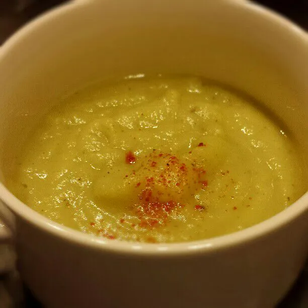 ・Asparagus Cauliflower Soup
 アスパラガスとカリフラワーのスープ|Cahoo！-家風-〈料理教室〉さん