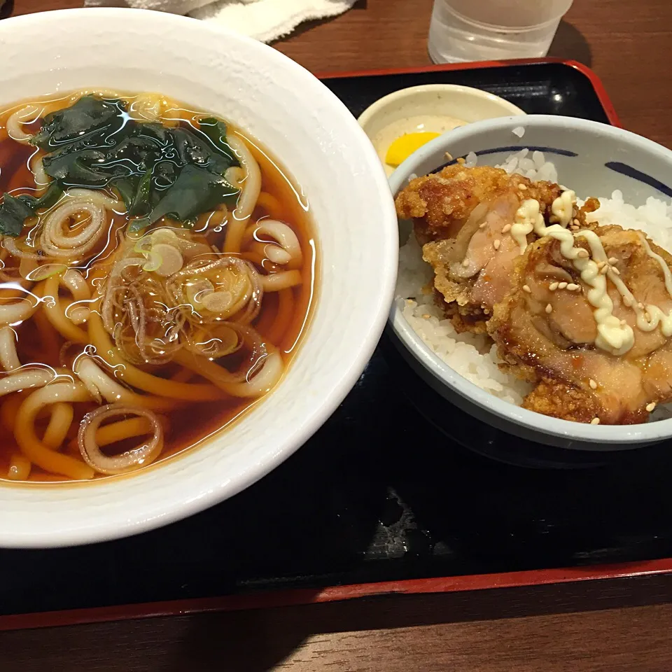 うどんとミニ唐揚げ丼|純さん