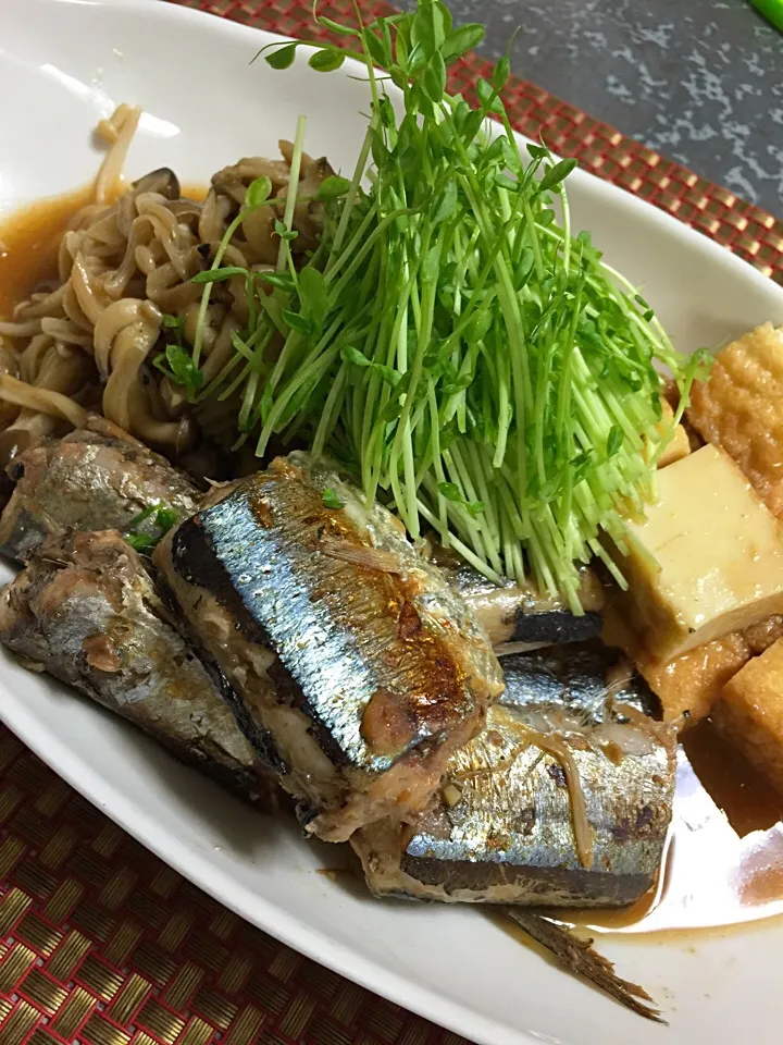 くみさんさんの料理 サンマとキノコのコチュジャン煮|まるいのさん