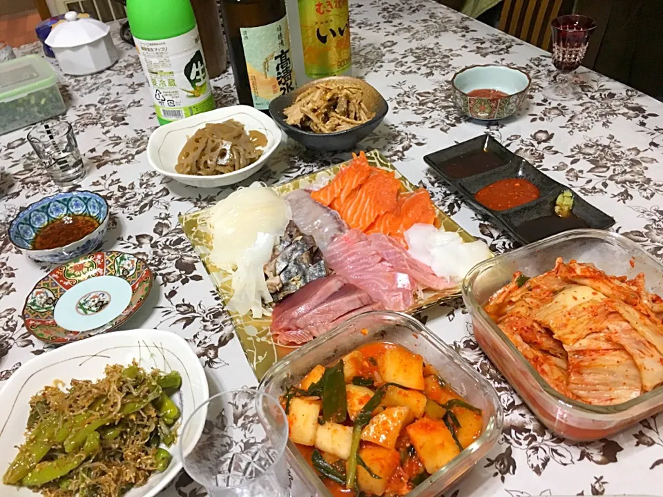 韓国から来たお客さんと、お刺身withキムチ、日本酒・麦焼酎withマッコリ|juneshunさん