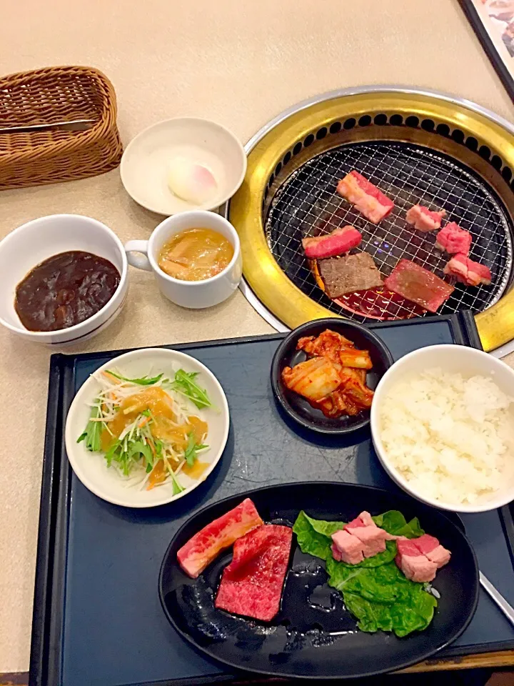 今日は「じゅうじゅうカルビ」で
おすすめランチ にトライ|takamuraさん