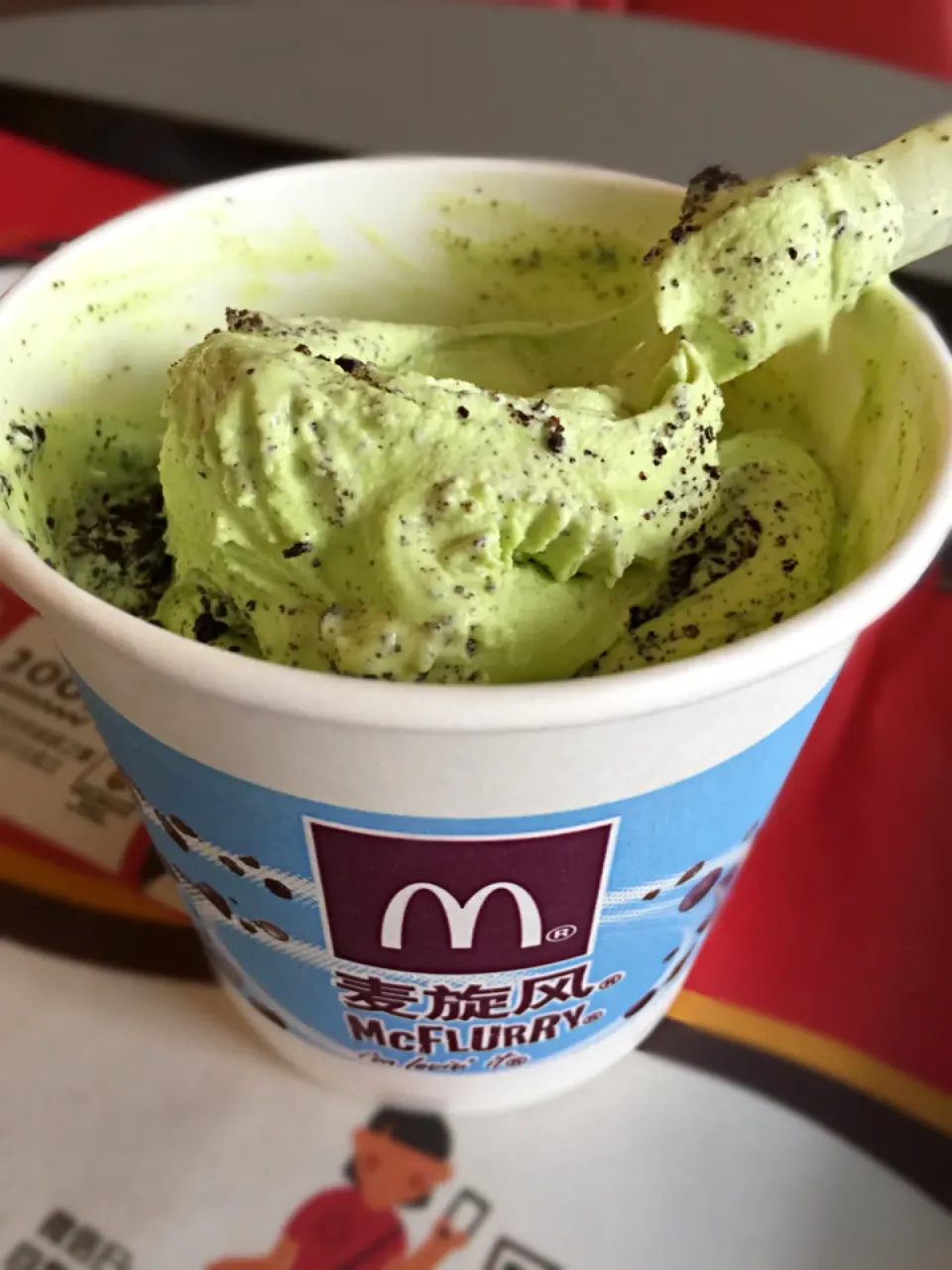 Snapdishの料理写真:Jasmine green tea&Oreo McFlurry🍧|prinSjさん