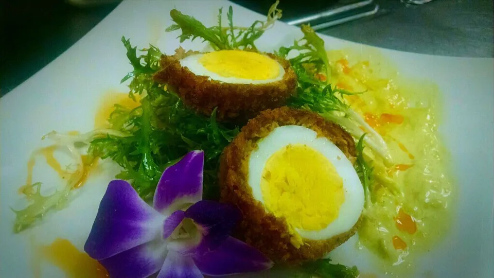 Snapdishの料理写真:Panko crusted scotch egg|Liesel Ryanさん